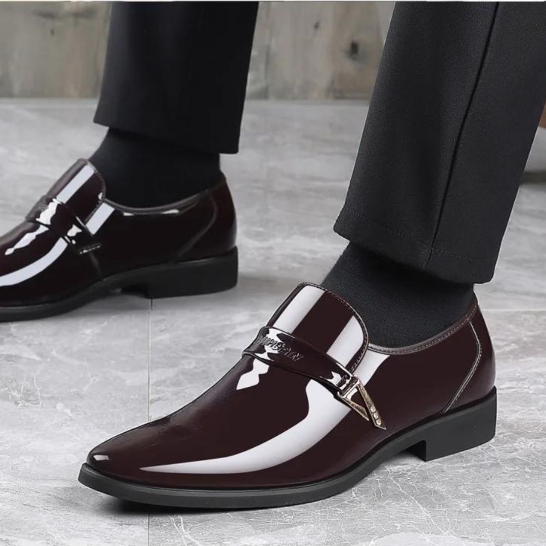 Sapato de Couro Simple Man™