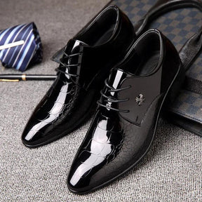 Sapato de Couro Bordado Alterrnative™