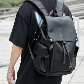 Mochila de Couro Old Men Max™